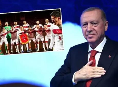 Cumhurbaşkanı Erdoğan A Milli Futbol Takımı'na video mesajla başarı diledi