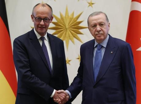 Cumhurbaşkanı Erdoğan, Almanya Şansölyesi Merz ile görüştü