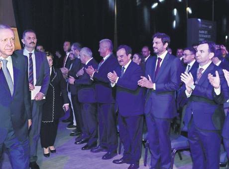 Cumhurbaşkanı Erdoğan yol haritasını duyurdu: Yapay zekâ eylem planı açıklandı