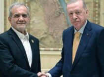 Cumhurbaşkanı Erdoğan'dan diplomasi trafiği! İran ve Irak liderleri ile telefonda görüştü