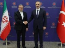 Dışişleri Bakanı Hakan Fidan Arakçi ile görüştü
