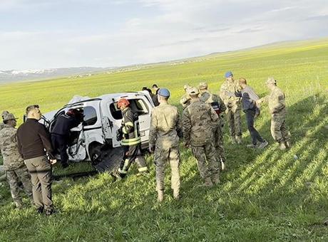 Erzurum'da hafif ticari araç takla attı! 1’i bebek 3 ölü, 4 yaralı