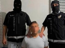 Fransa tarafından 'Difüzyon mesajı' ile aranıyordu! MİT ve polisin ortak operasyonunda yakalandı