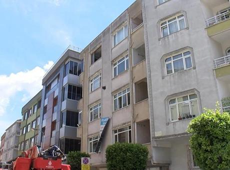 Güngören'de kentsel dönüşüm yapılan binada patlama: 3 yaralı