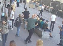 İstanbul'da 6 yaşındaki çocuk raylara düşüp tramvayın altında kalarak öldü