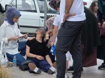 Kimliğini unuttu, ehliyetini yolda düşürdü..