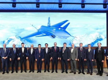 NATO Parlamenter Zirvesi'ne katılan meclis başkanlarından Baykar Milli Teknoloji Merkezi ziyareti