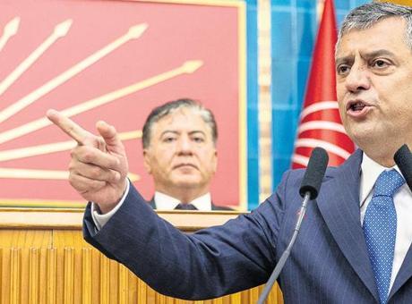 Özel, grup toplantısında konuştu: Ya bir yol bulacağız, ya bir yol açacağız