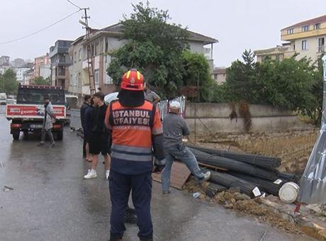 Sancaktepe'de toprak kayması! Çevredeki binalarda inceleme yapılacak