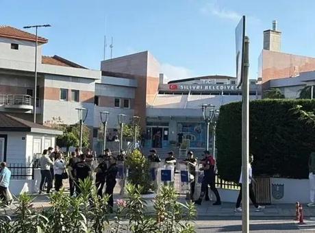 Silivri Belediyesine usulsüzlük soruşturması! Belediye Başkanı dahil 10 kişi tutuklandı