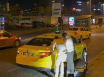 Şişli'de bir taksici uğradığı saldırı sonucu ağır yaralandı