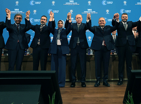 SON DAKİKA HABERİ: Nevşehir, Keçiören ve Keşan belediye başkanları AK Parti'ye katıldı!