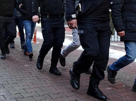 Sosyal medyada suç örgütlerini övüyorlardı! 54 ilde eş zamanlı operasyon: 258 gözaltı