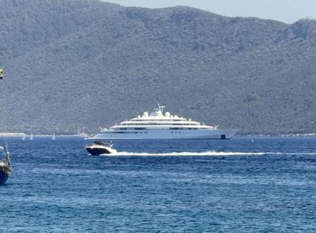 Tam 150 milyon dolar değerinde! Yüzen saray Bodrum’da