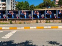 Tunceli Valisi Aygöl'ün Kılıçdaroğlu'nun afişlerini astırdığı iddialarına yalanlama