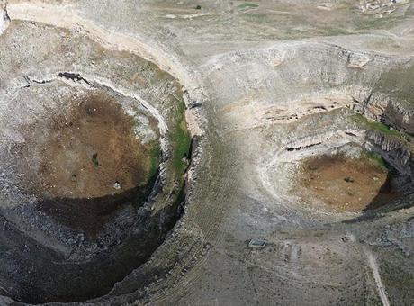 Ürküten görüntü! Göldü tamamen yok oldu: Bazıları korkuyorlar, kaçıyor