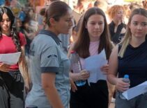 YKS maratonunda ilk oturum sona erdi! Sınava giren öğrenci isyan etti: Türkiye maçını izledik bütün moralimizi bozdular