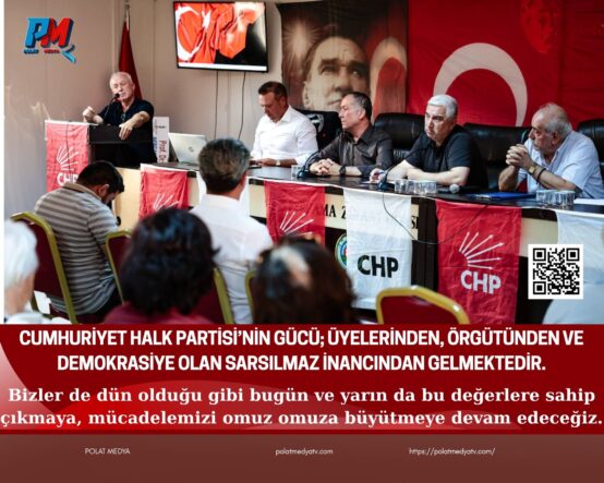 Yeşil Arka Plan Üzerine Sade Doğa Konulu Fotoğraf Kolajı (1)
