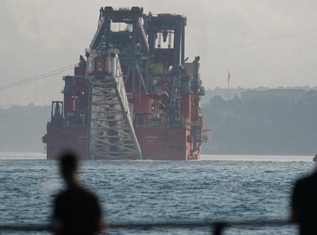 JSD6000 İstanbul Boğazı'nda! Dikkat çeken görüntü