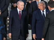 NATO Zirvesi'nde ilk gün sona erdi! Trump, konaklayacağı otele giriş yaptı