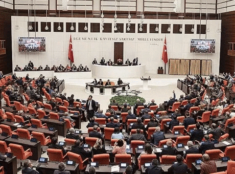 Öğrenci affı düzenlemesi Meclis'te! AK Parti'li Zengin detayları açıkladı