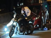 Sultangazi’de motorlu şüpheliler tartıştıkları kişiyi silahla ağır yaraladı