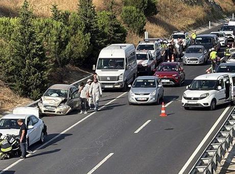 Tekirdağ'da 7 aracın karıştığı zincirleme kaza; 1 yaralı