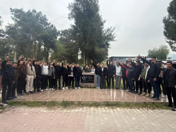 izm-14-04-2026-ege-universitesi-ulkucu-saldiri-900x675